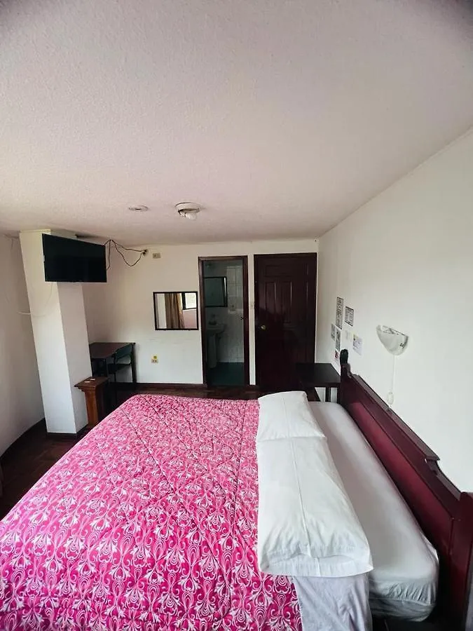 **  Hotel Estrellita Inn Alameda Quito Ecuador